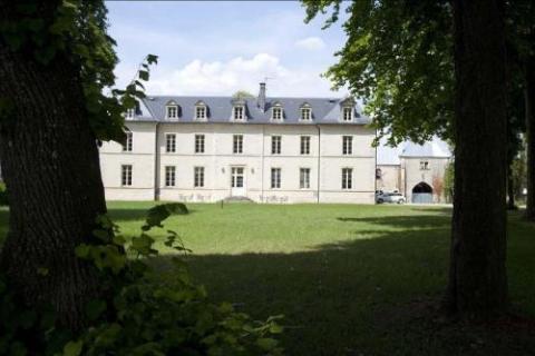 Château De Lazenay - Résidence Hôtelière - Hôtel image 2