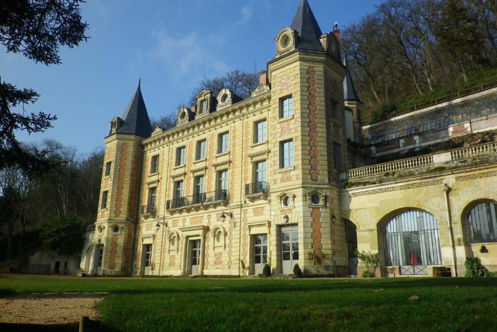Château de Perreux, The Originals Collection - Hôtel image 1