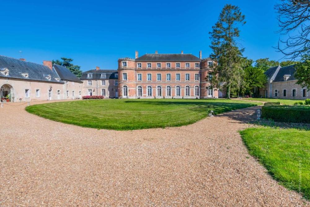 Château De Denonville - Hôtel image 1