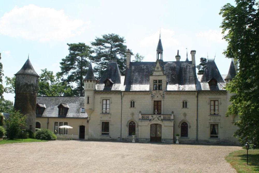 Château de Nazé - Hôtel image 1