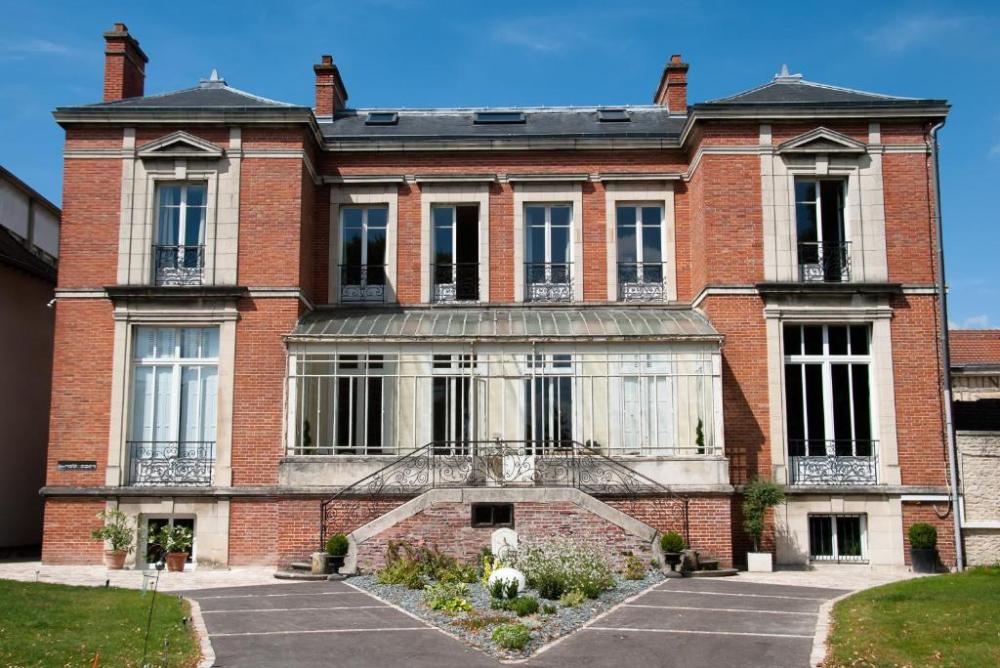 Maison M Troyes - Hôtel image 1